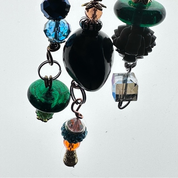 Brooch | Hand Crafted | Glass Beaded |  Pin Artisan Multicolor Wire-Wrapped OOAK - Picture 6 of 10